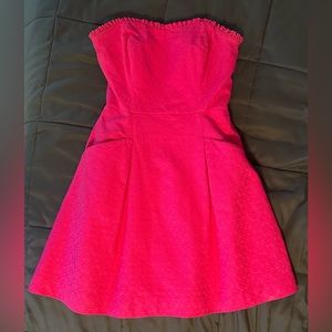 Bright pink strapless Lilly Pulitzer dress, size 0. Has pockets!